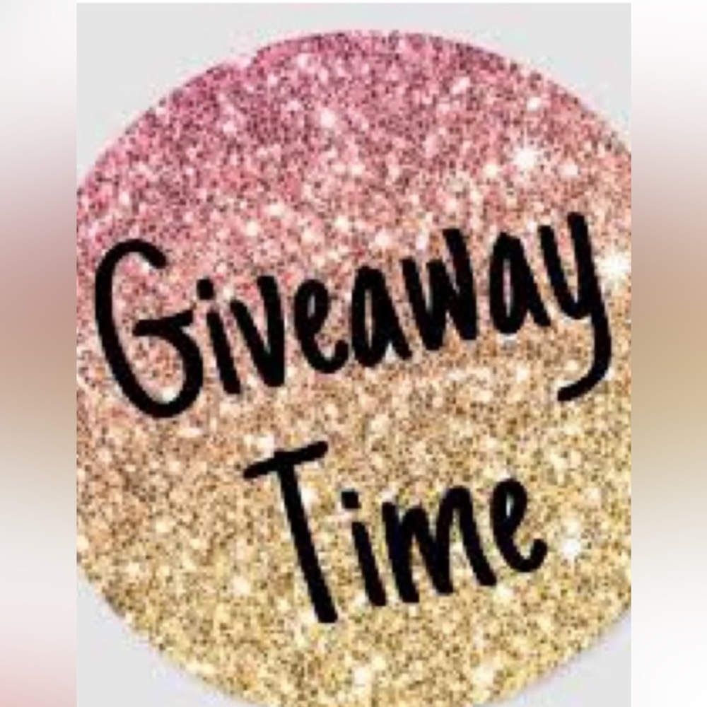 TRENDILEE GIVEAWAY💝